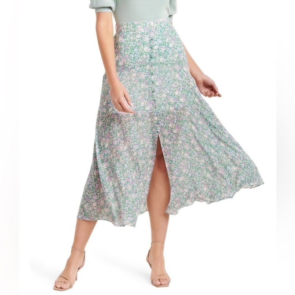 Forever new Bronte Button Front Midi Skirt meadow ditsyย Size 8